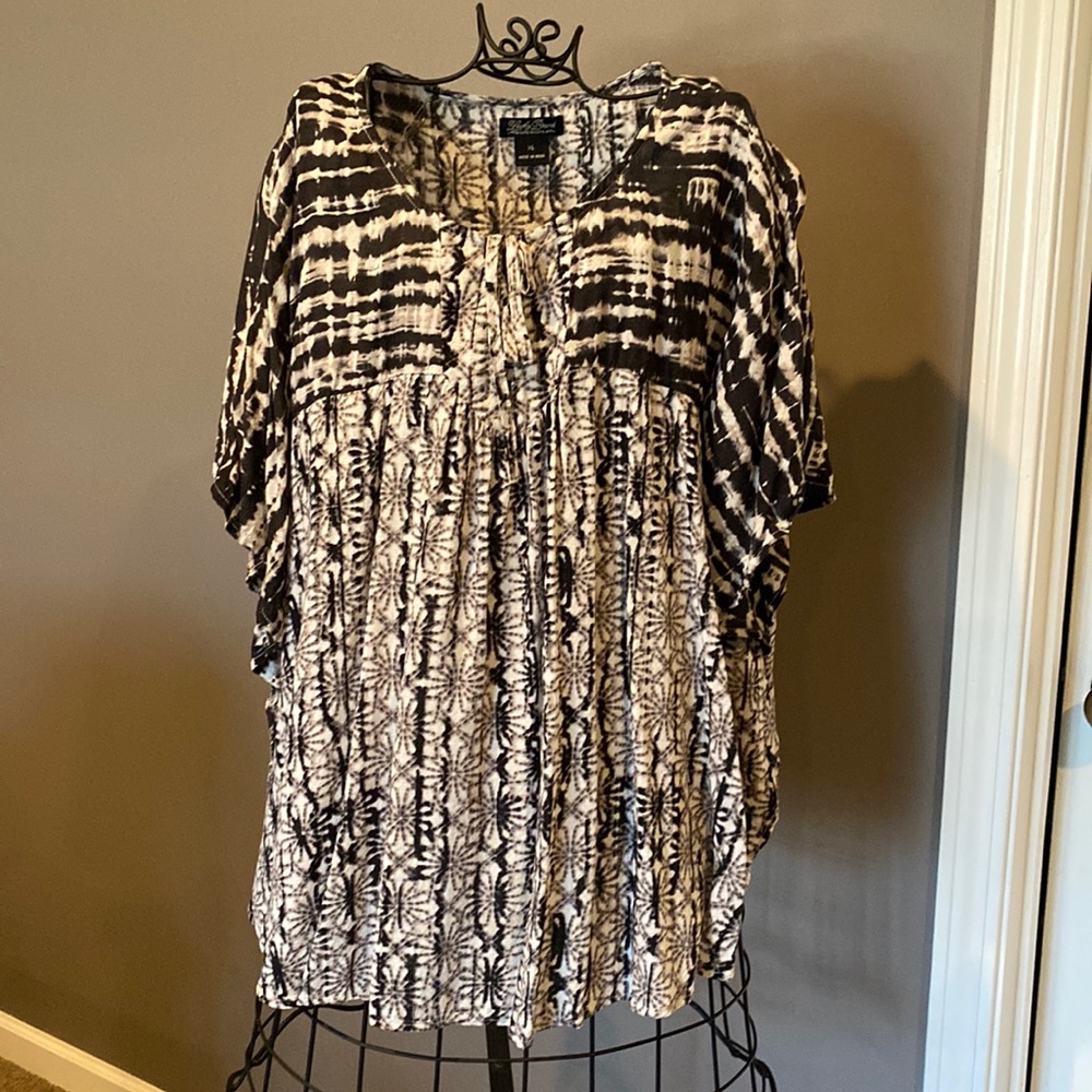 Lucky brand women’s top XL